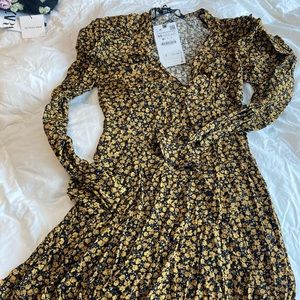 Zara Minidress Floral XS NWT